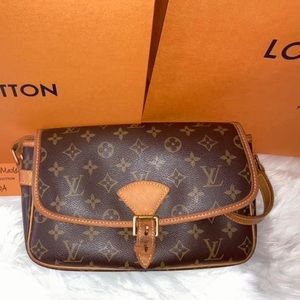 ❌SOLD❌ Louis Vuitton Sologne Crossbody